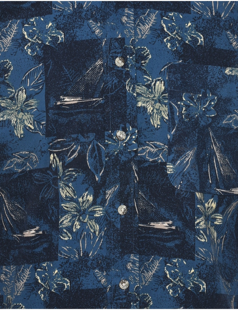 Trader Bay Hawaiian Shirt - M