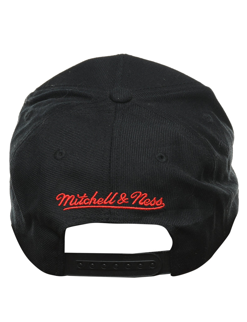 Black Embroided Cap - XS