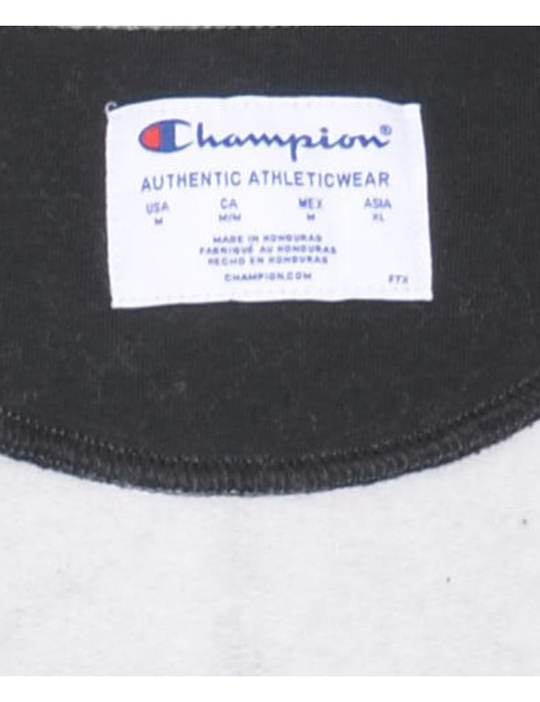 Champion Plain Sweatshirt - M