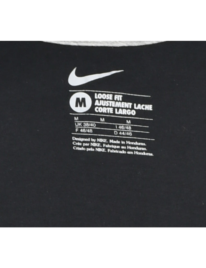 Nike Printed T-shirt - M
