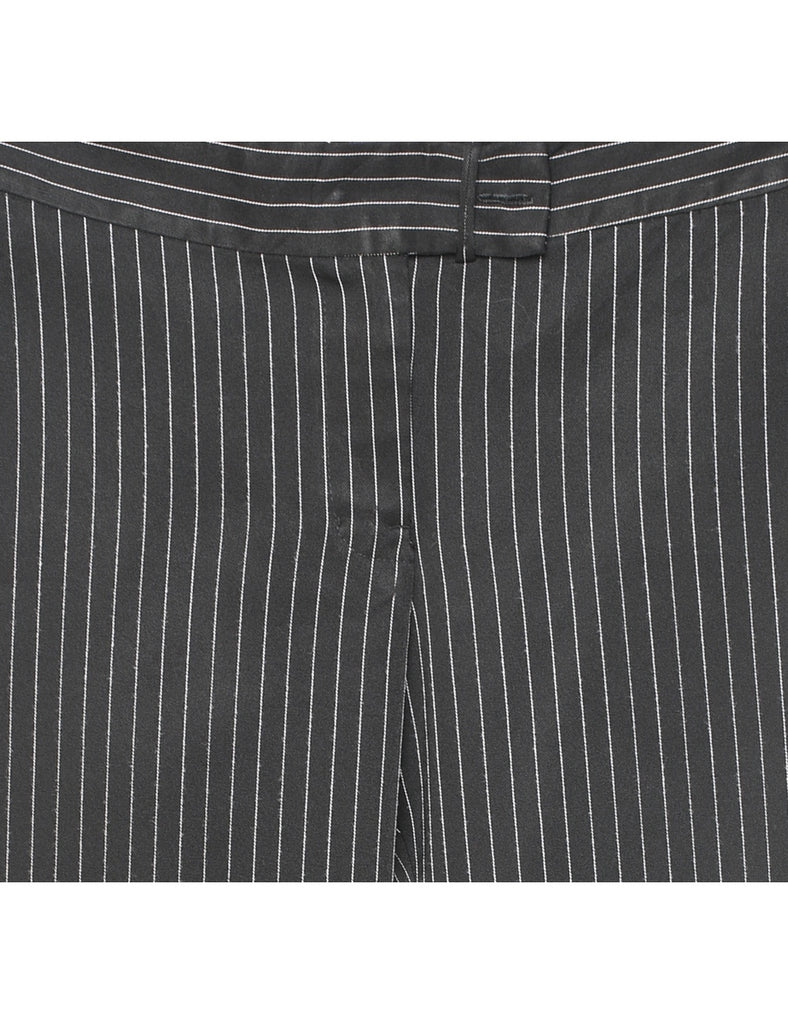 Black & White Flared Pinstriped Y2K Trousers - W30 L31