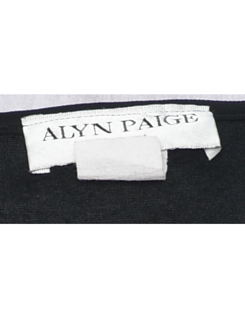 Sleeveless Black Dress - S