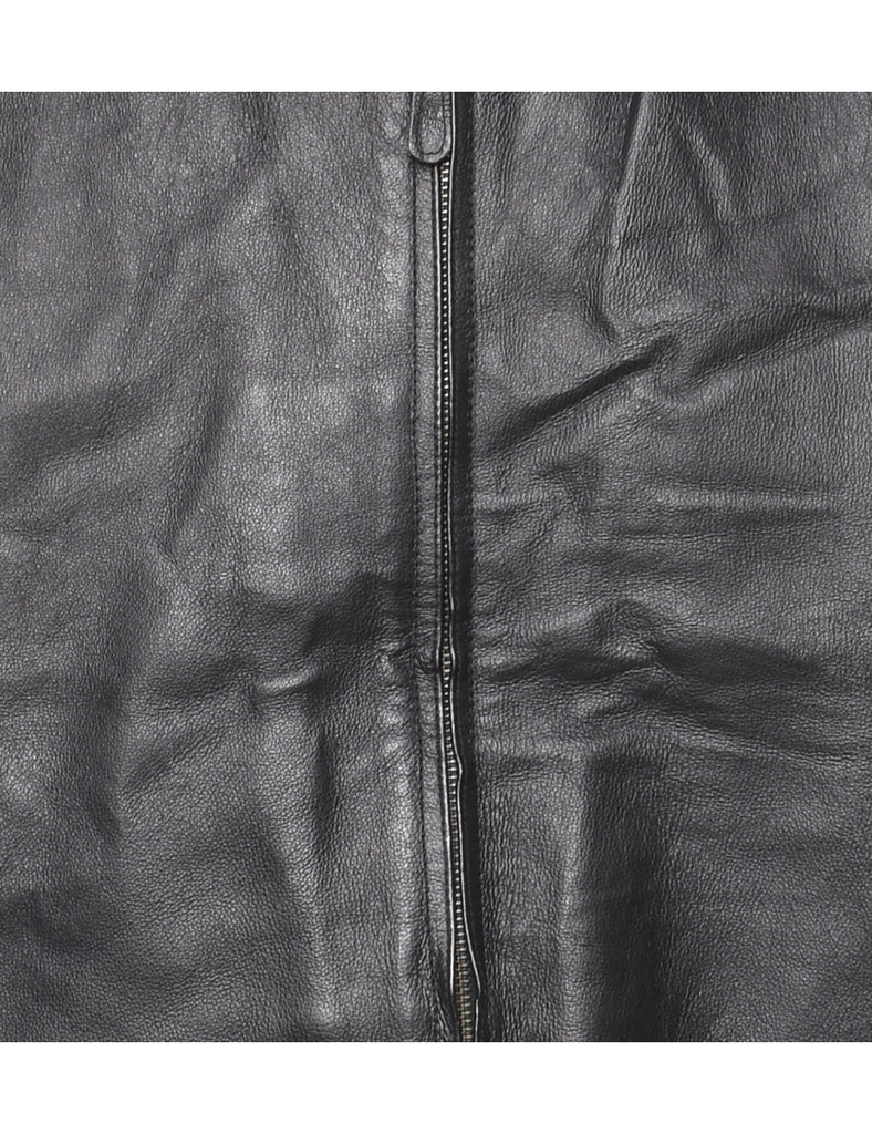 Classic Black Zip-Front Leather Jacket - L